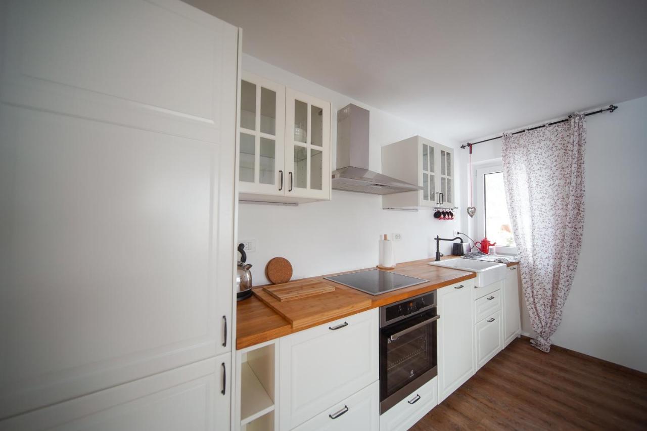 Cozy Nest In The Heart Of Kranjska Gora Apartment Exterior photo